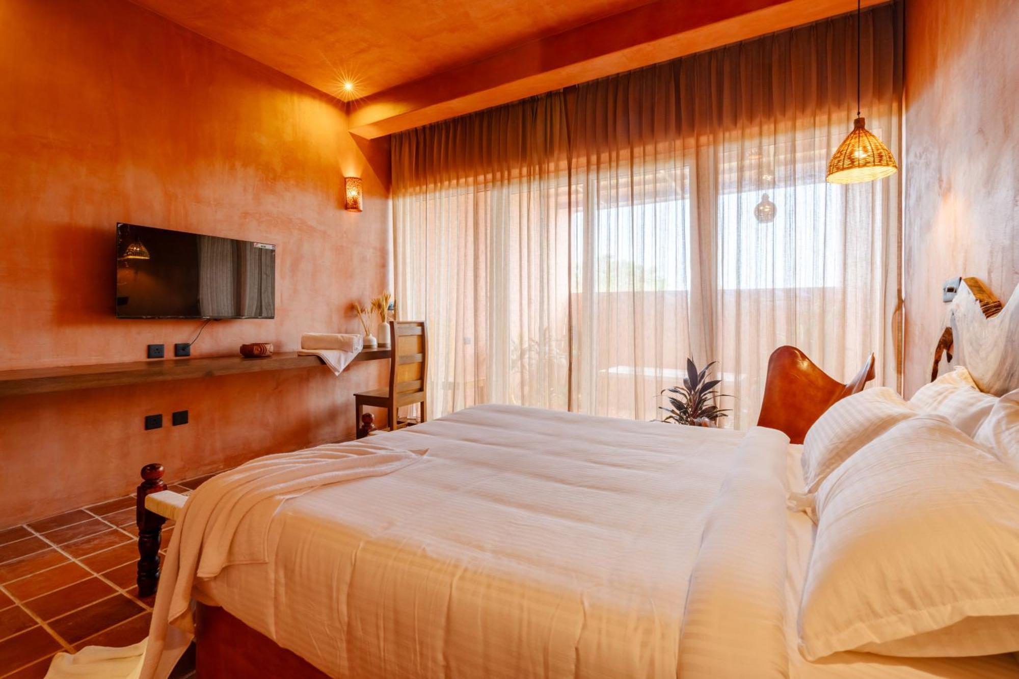Nomads Resort - Destination Stays Puducherry Exterior foto